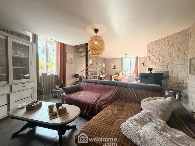 Maison - 184 m² - 6 pièces