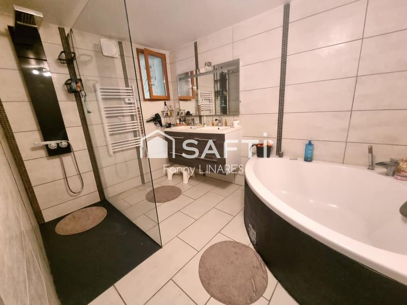 Maison - 105 m² - 4 pièces