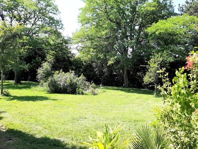 Maison - 212 m² - 7 pièces