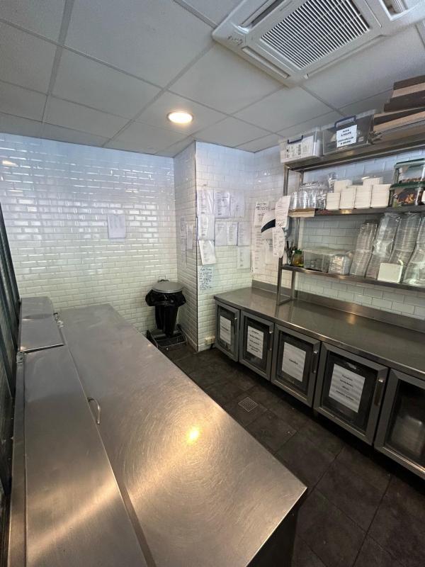 Fonds de commerce - 140 m²