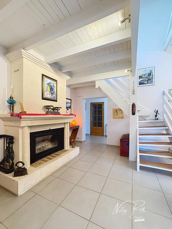 Maison - 163 m² - 7 pièces