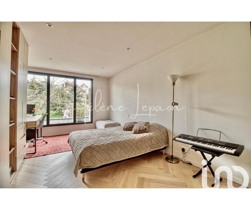 Maison de maîtres - 234 m² - 8 pièces