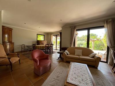 Maison - 134 m² - 5 pièces