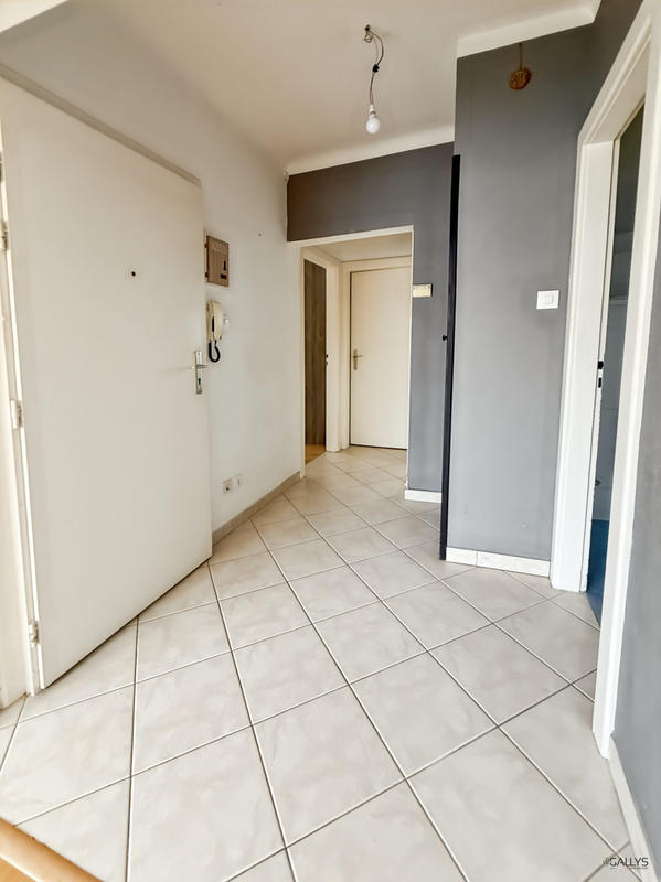 Appartement - 64 m² - 3 pièces