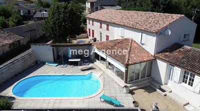 Maison - 139 m² - 5 pièces