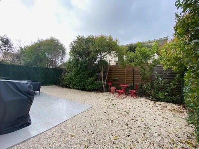 Villa - 80 m² - 4 pièces