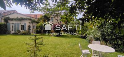 Maison - 176 m² - 7 pièces