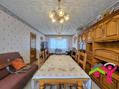 Maison - 90 m² - 5 pièces