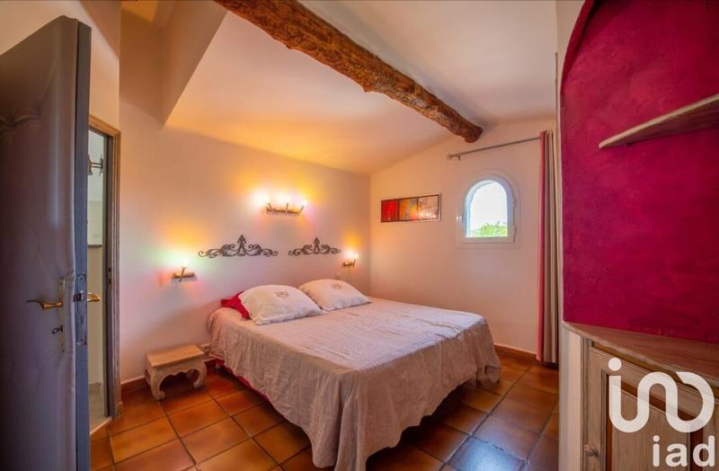 Maison - 264 m² - 7 pièces