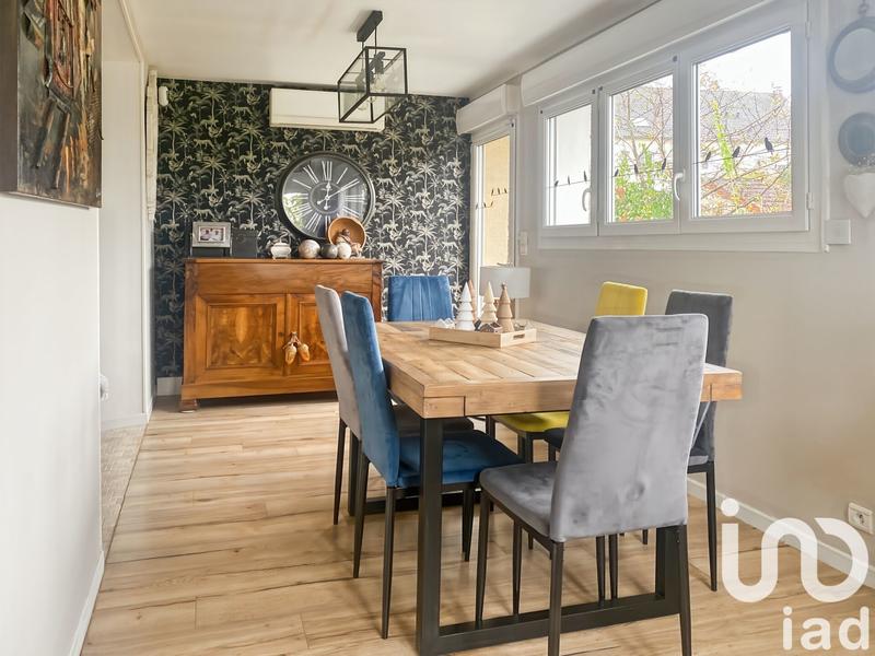 Maison - 93 m² - 5 pièces