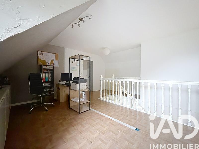 Maison - 202 m² - 7 pièces