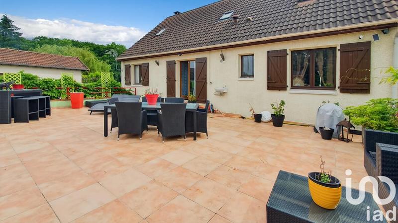 Maison - 141 m² - 6 pièces