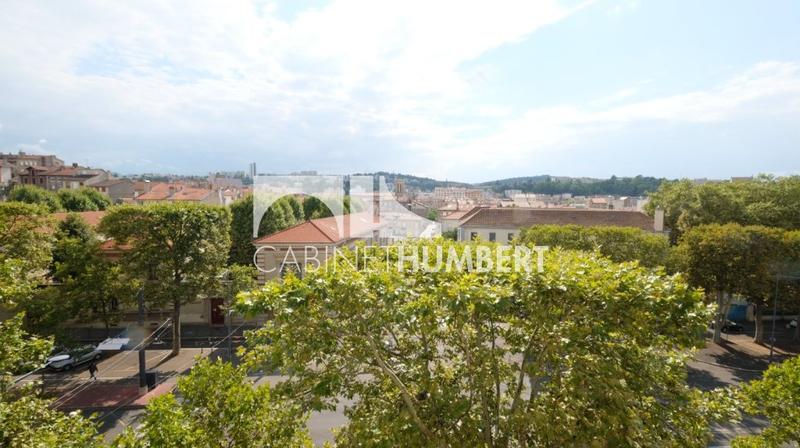 Appartement - 147 m² - 5 pièces