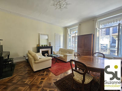 Appartement - 133 m² - 5 pièces