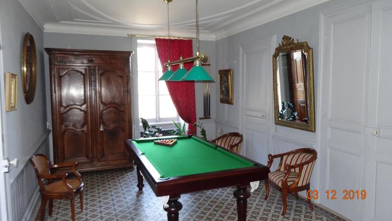 Demeure - 304 m² - 11 pièces