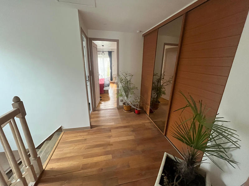 Maison - 123 m² - 5 pièces