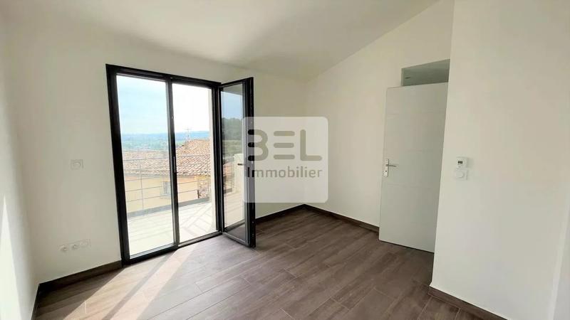 Villa - 147 m² - 8 pièces