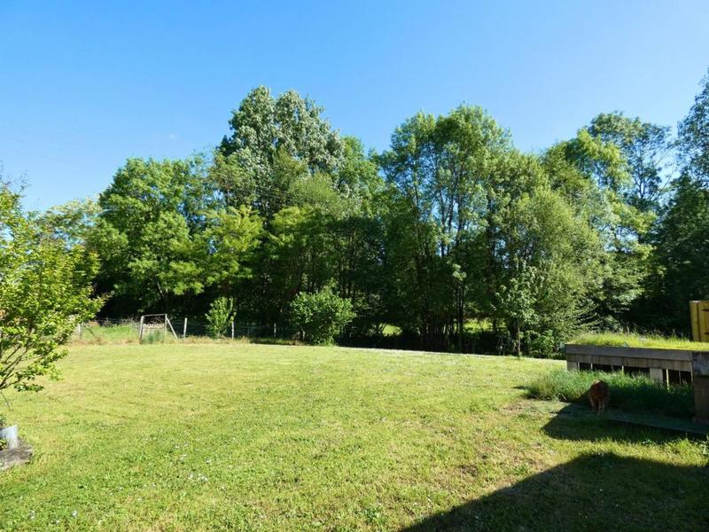 Maison - 240 m² - 6 pièces