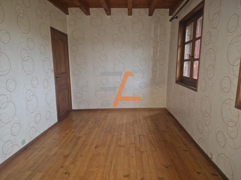 Maison de village - 180 m² - 6 pièces