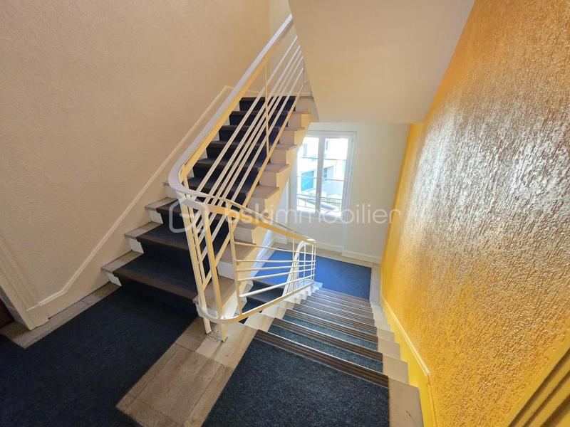 Appartement - 99 m² - 4 pièces