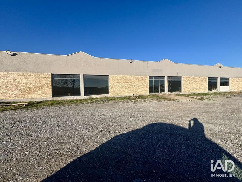 Local commercial - 230 m²