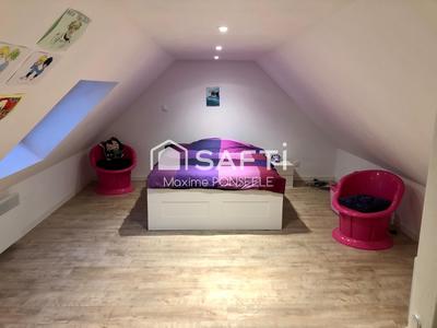 Maison - 202 m² - 5 pièces