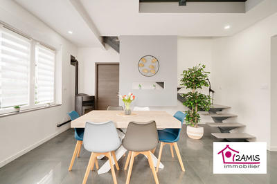 Maison - 160 m² - 6 pièces