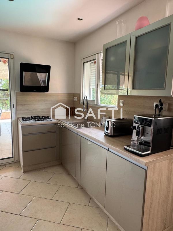 Villa - 207 m² - 5 pièces