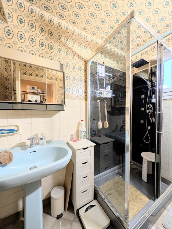 Maison - 99 m² - 5 pièces