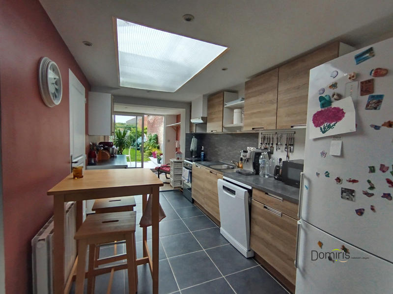 Maison - 93 m² - 4 pièces