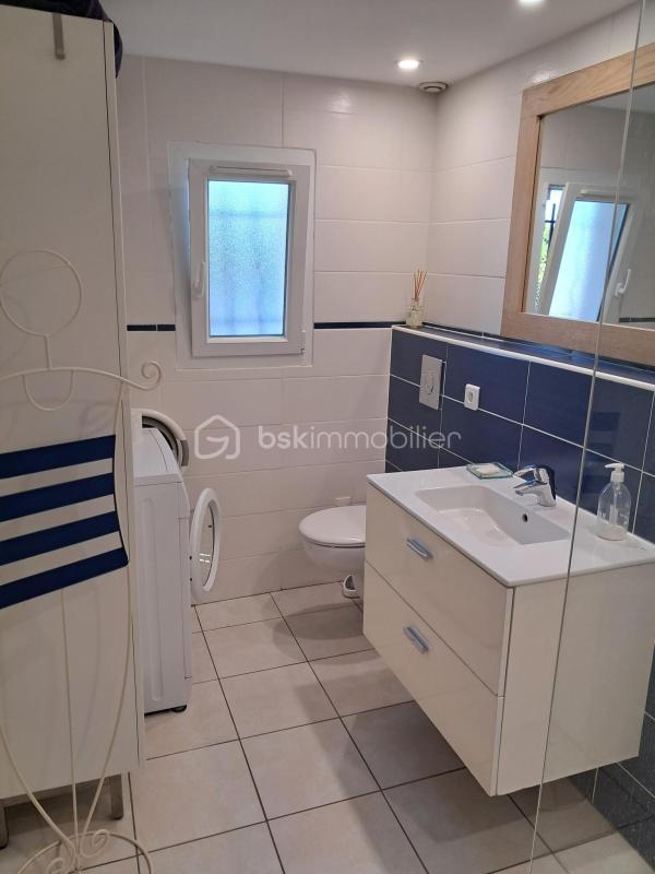 Maison traditionnelle - 180 m² - 6 pièces