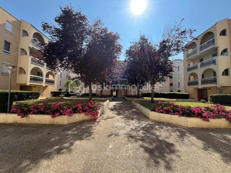 Appartement - 86 m² - 4 pièces