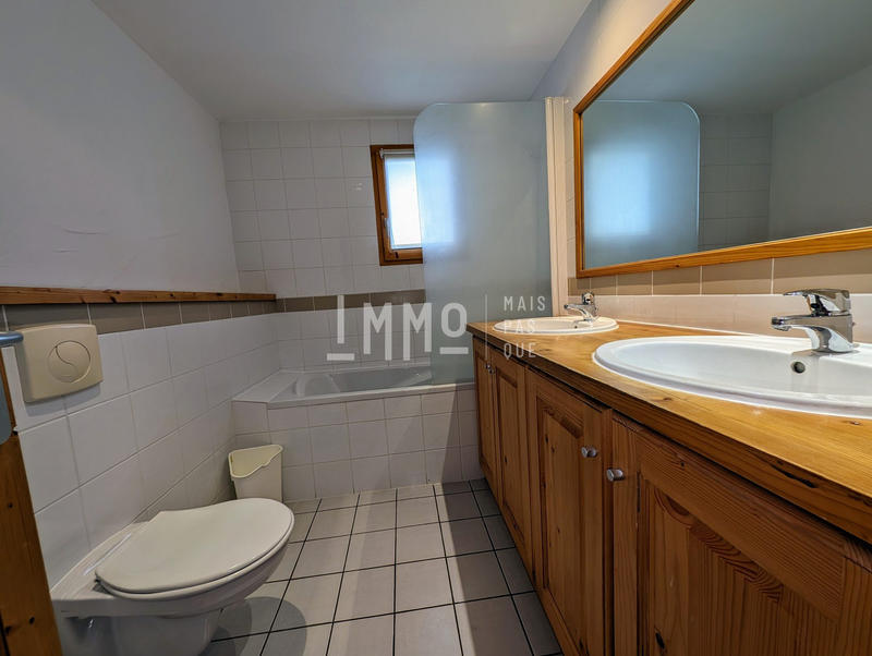 Châlet - 550 m² - 17 pièces