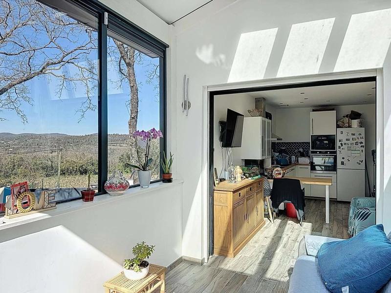 Maison - 143 m² - 5 pièces