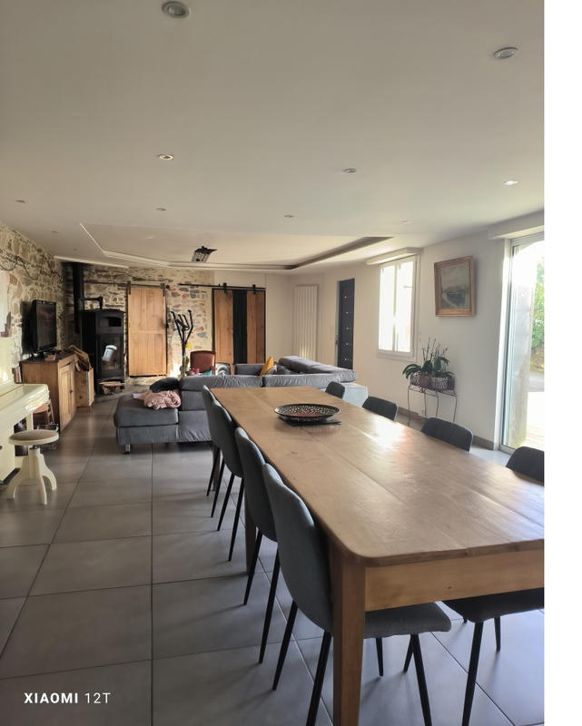 Maison - 237 m² - 6 pièces