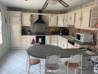 Maison - 172 m² - 8 pièces