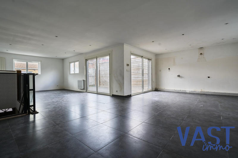 Maison ancienne - 118 m² - 3 pièces