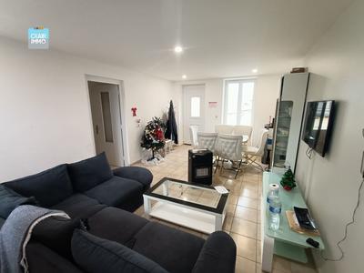 Maison - 260 m² - 9 pièces