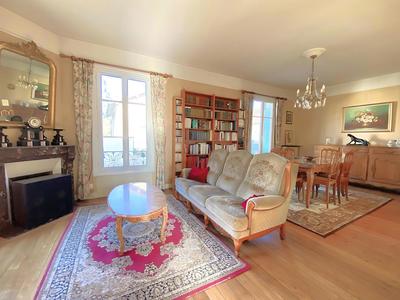 Maison - 105 m² - 6 pièces