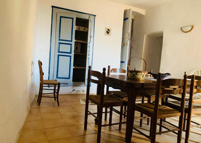 Maison de village - 95 m² - 7 pièces