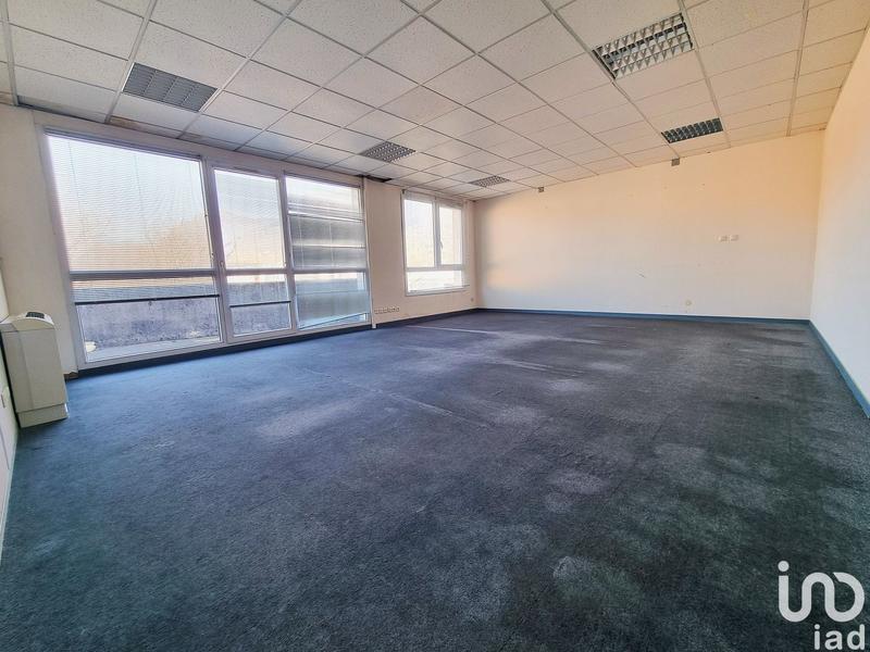 Bureau - 373 m² - 2 pièces