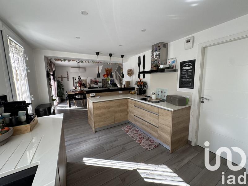 Maison - 191 m² - 7 pièces