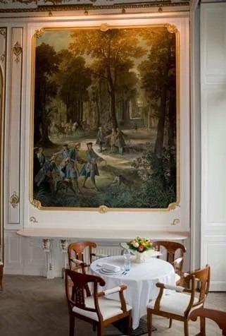 Manoir - 5 900 m² - 85 pièces