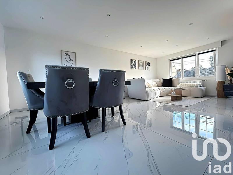 Maison - 86 m² - 5 pièces