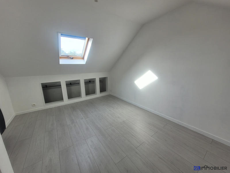 Maison - 128 m² - 7 pièces