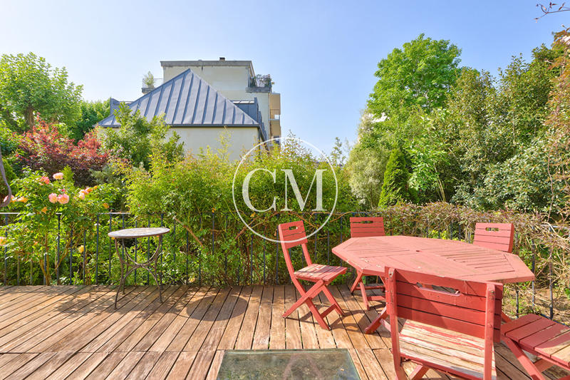 Appartement - 160 m² - 5 pièces