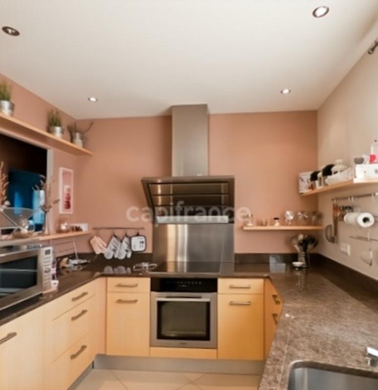 Maison - 179 m² - 8 pièces