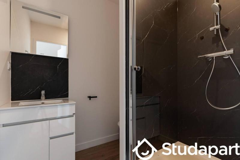 Chambre - 24 m² - 1 pièce