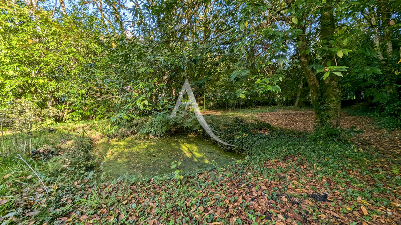 Maison - 263 m² - 10 pièces