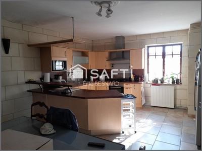 Maison de village - 175 m² - 8 pièces